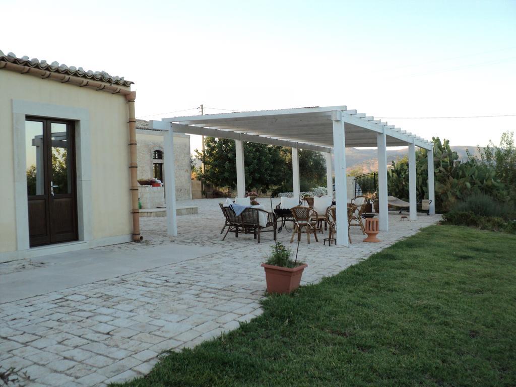 Agriturismo Gaia Villa Noto Habitación foto